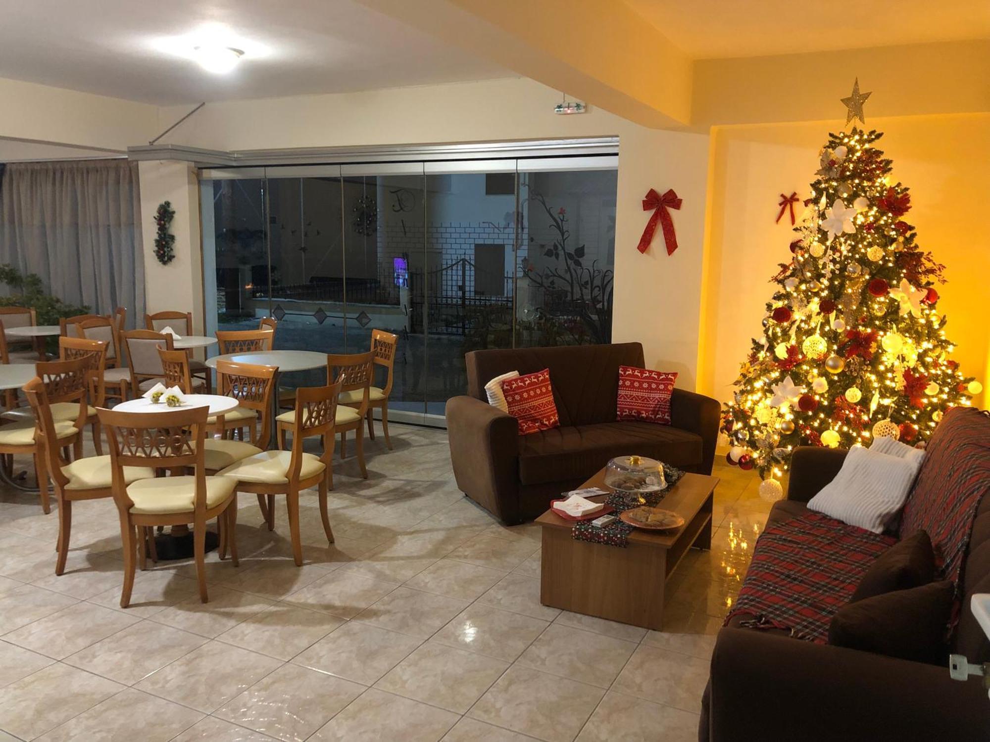 Elanthi Hostel Kastoria Buitenkant foto