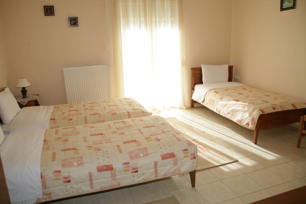 Elanthi Hostel Kastoria Buitenkant foto